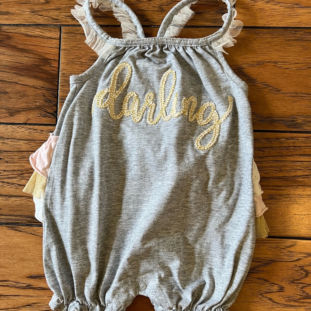 Mud Pie Girls Onesie Size 6-9 Months